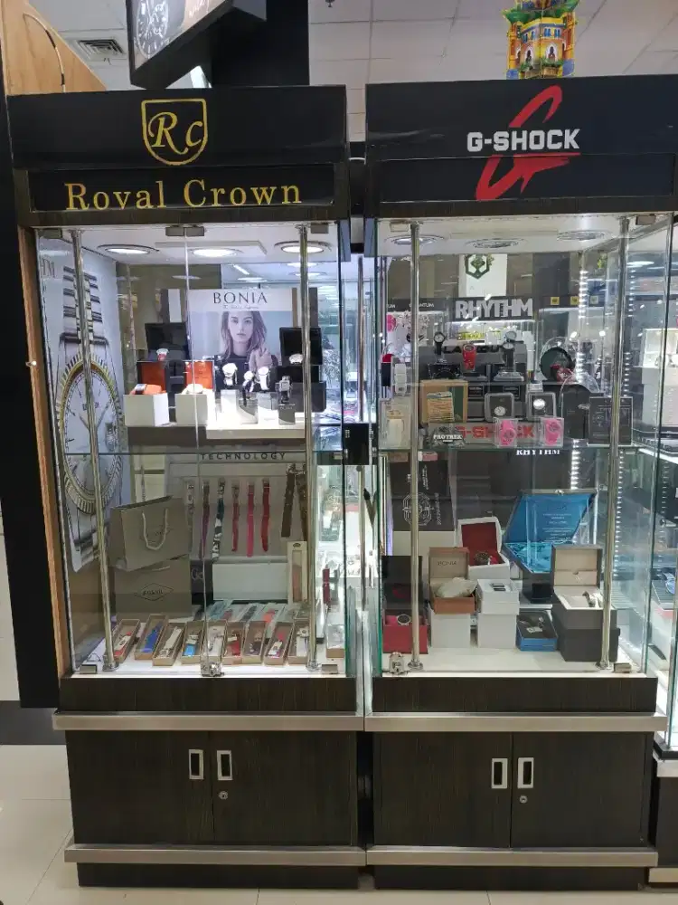 Dijual Etalase 2pcs Display Tower Keren banget bisa buat JAM OPTIK DLL