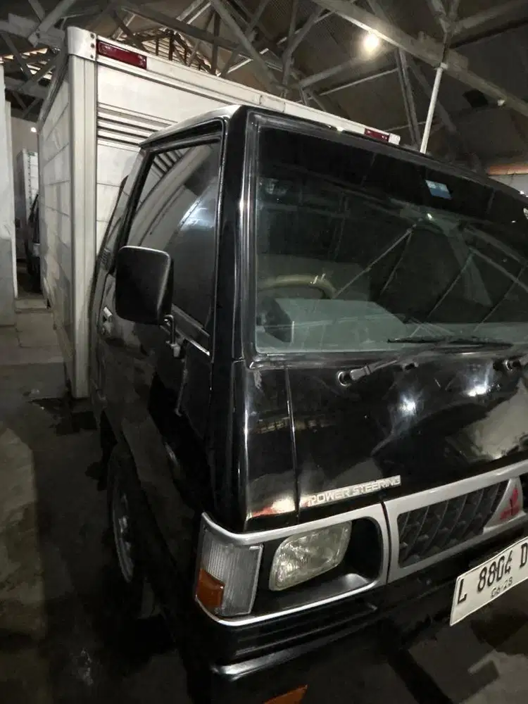 Mitsubishi L300 Box th 2008