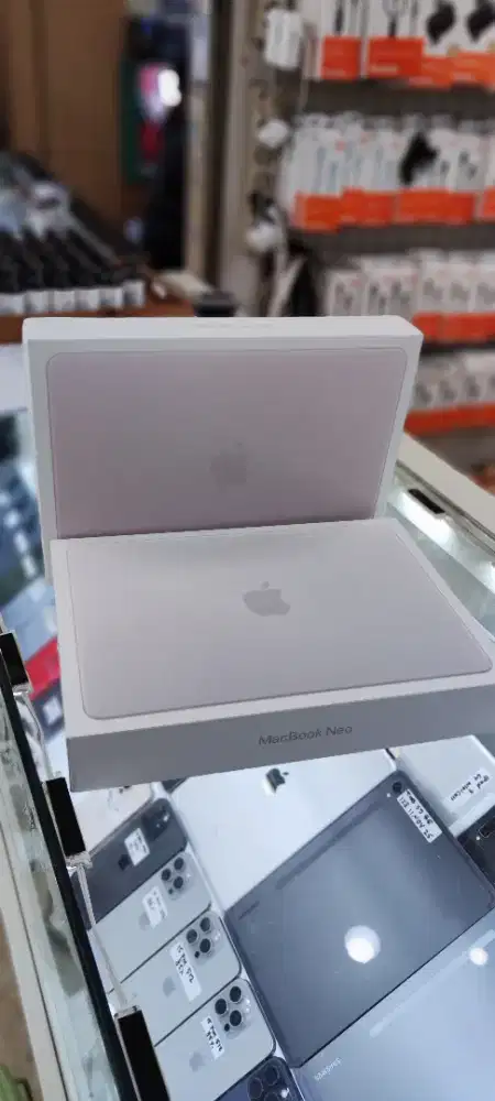 Macbook Neo 8/256 Garansi 1 Tahun