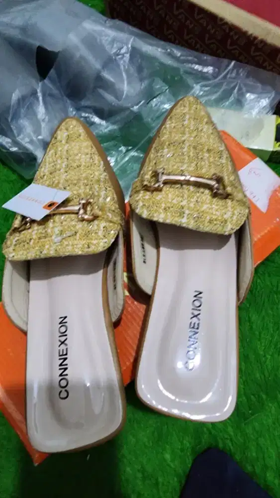 Jual murah sepatu flat, connection, mlb, fladeo