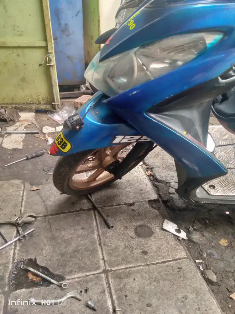 Suzuki SkyDrive 125 th. 2011