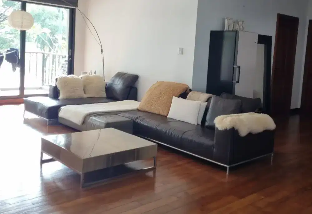 Dijual Sofa Camerich