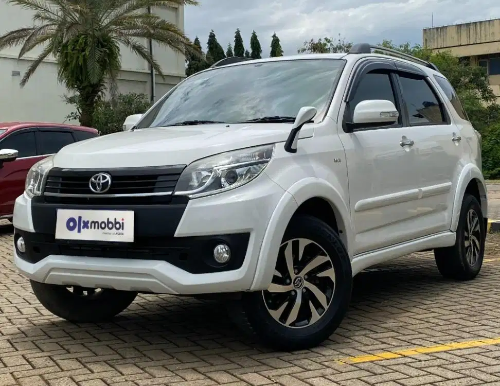 TDP 6,JT, Toyota Rush 1.5 G Bensin-AT Putih 2016