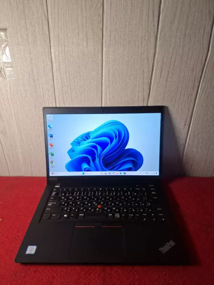 Lenovo Thinkpad x390 Core i5 Gen8 Ram16Gb Ssd256Gb Siap Tempur