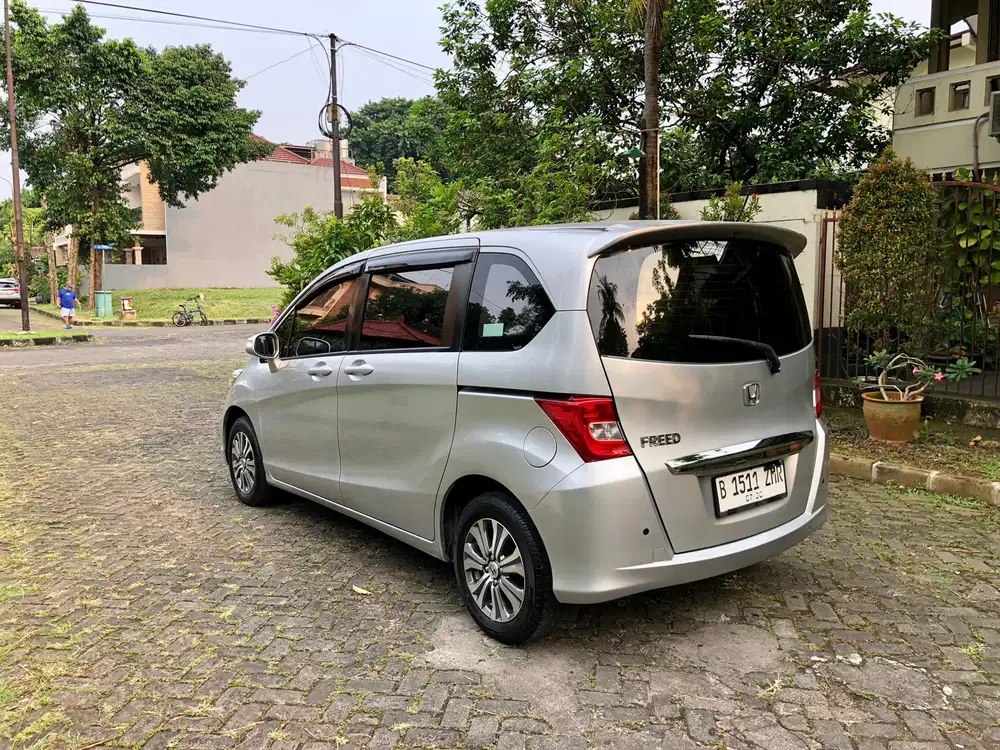 Honda Freed SD AT 2015 TDP.3JT