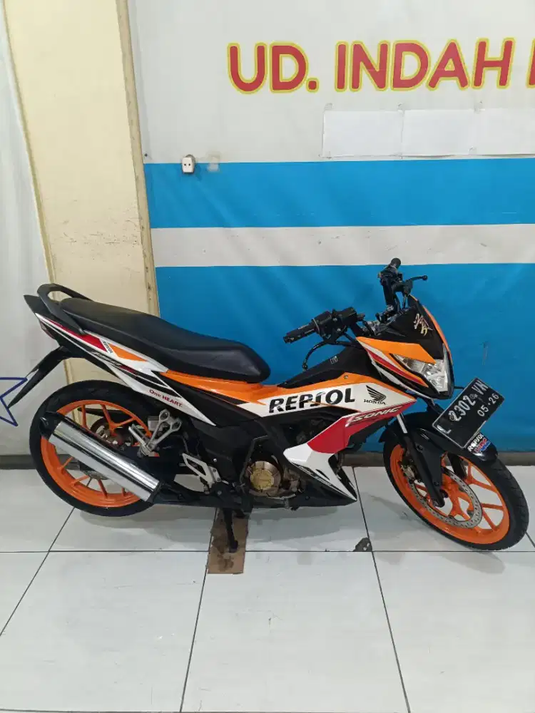 Istimewa km rendah HONDA SONIC REPSOL 150 2016 TIDAK BISA KREDIT