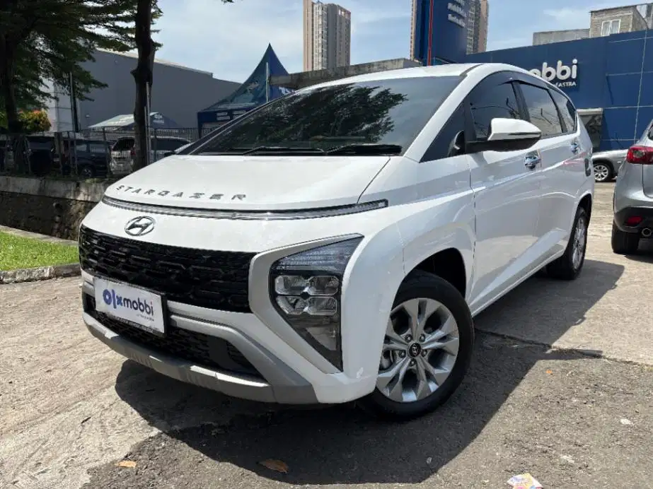 DP Murah Hyundai Stargazer Like New 1.5 Trend Essential Bensin-AT 2025