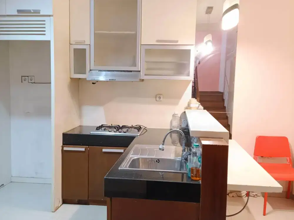 Rmh di Kemayoran Siap huni jalan lebar bebas banjir