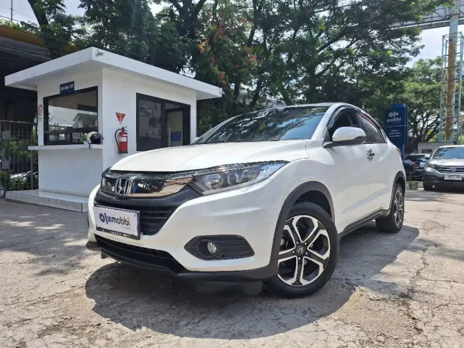 LOW DP Honda HR-V 1.5 E Bensin-AT 2019 2ME