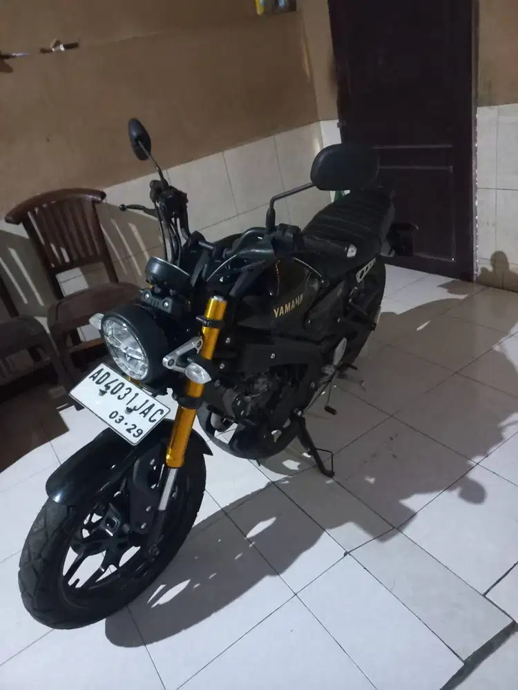 Yamaha xsr 2024 istimiwir