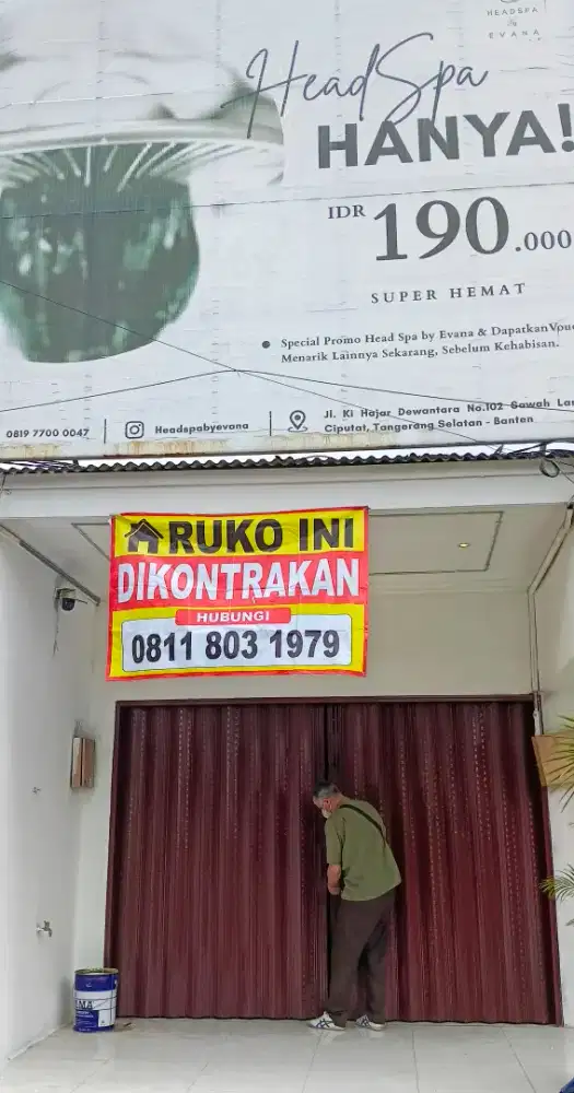 Disewakan tempat Usaha (4x20) dipinggir Jalan Raya Sawah Lama Ciputat