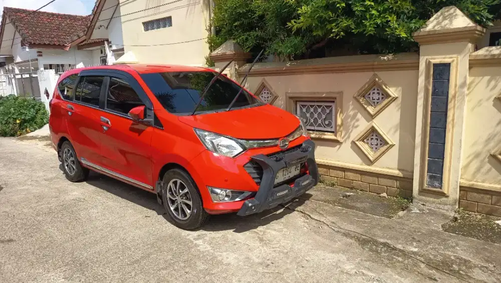 Dijual Sigra R Deluxe 1,2