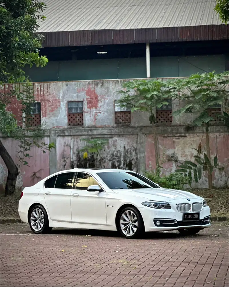 BMW 520i F10 Putih 2014 Tdp Murmer Ori Menarik Antik Simpanan Baru Ok