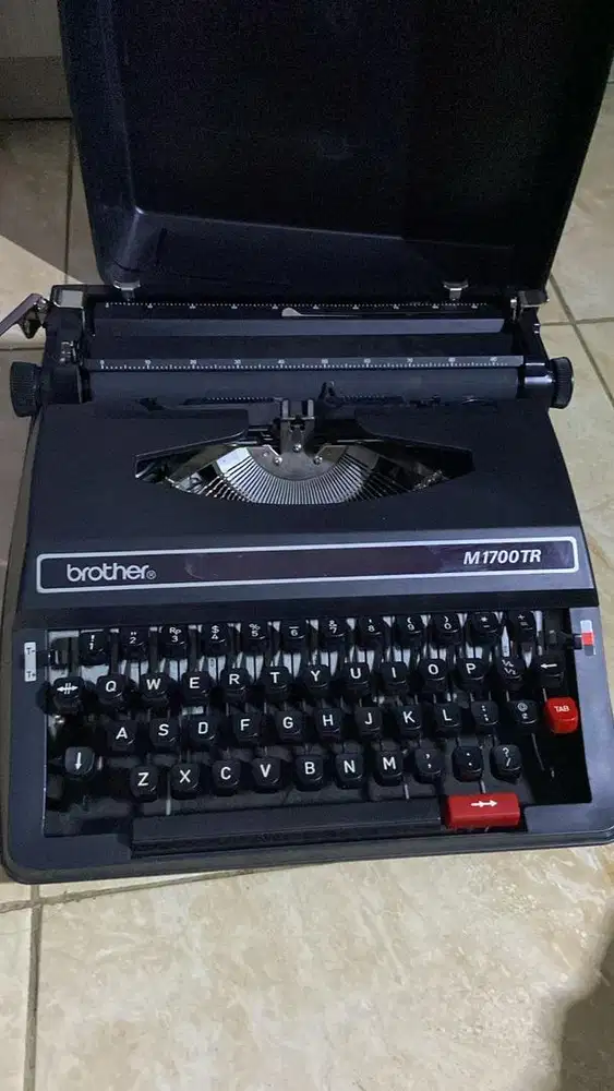 Mesin Tik Brother M1700TR