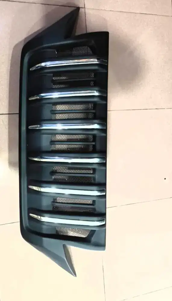 Grill Toyota Rush 2018-2026