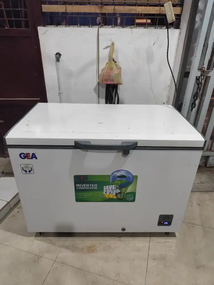 Terima kulkas dan freezer rusak dijemput ketempat