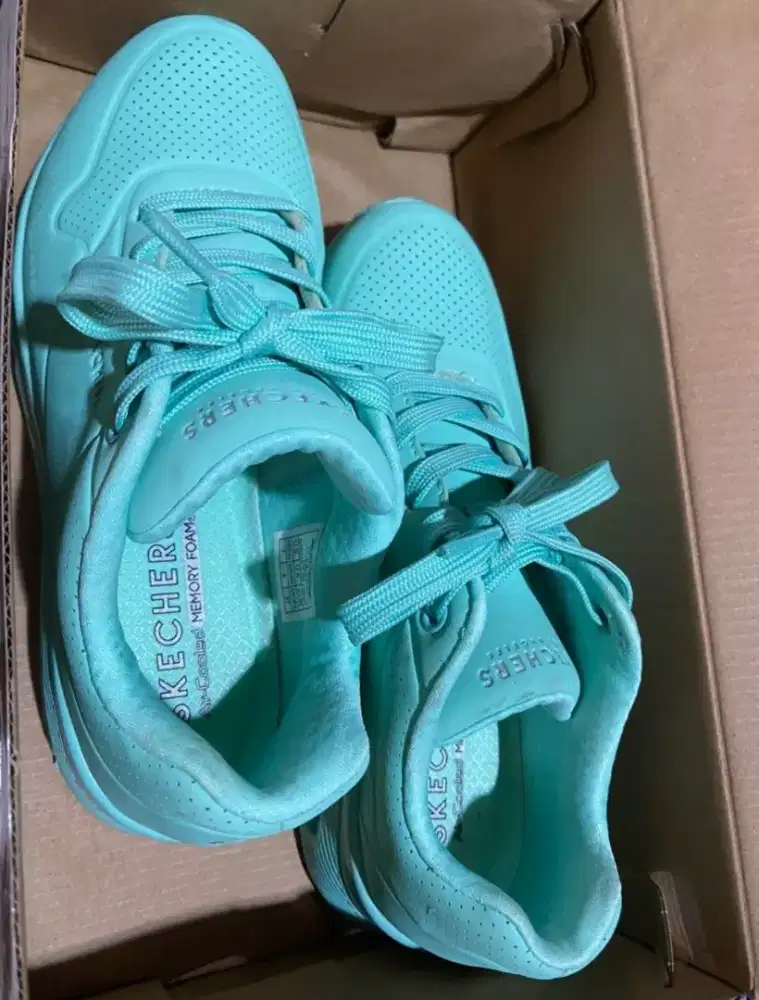 Preloved Sepatu Skechers