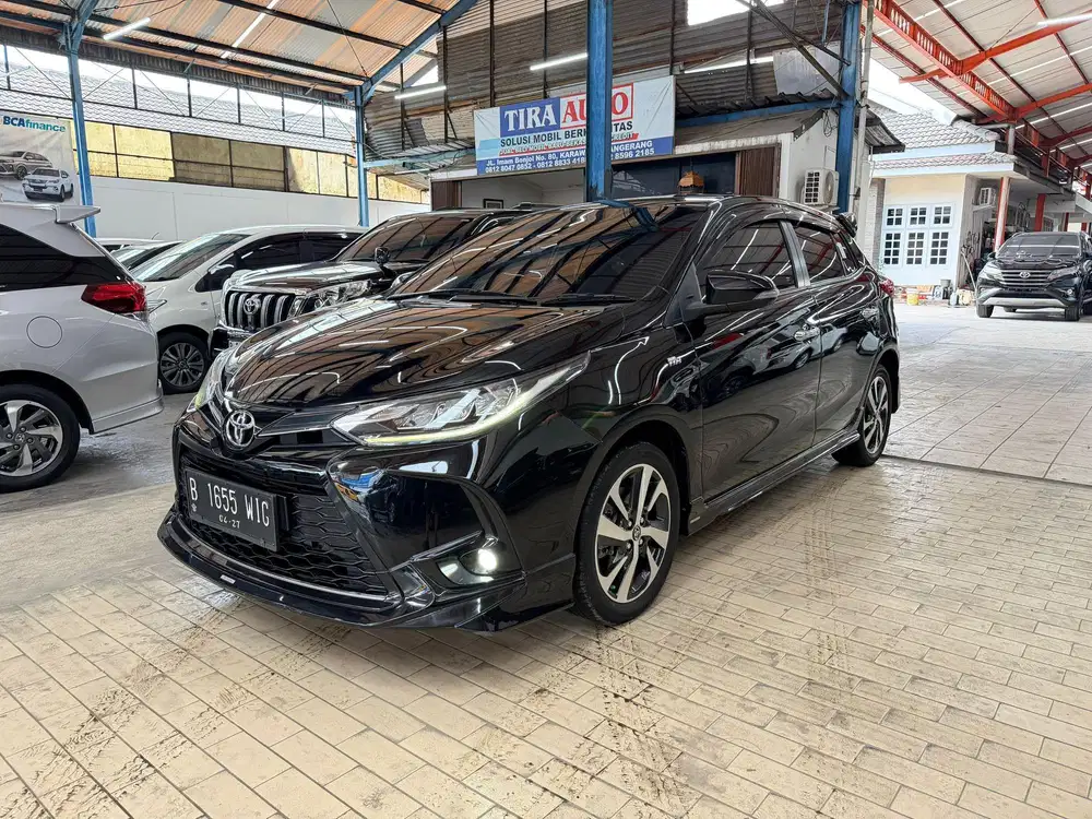 Toyota Yaris 1.5 GR Sport AT 2019 Hitam km20rb barang super antik