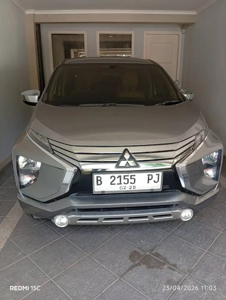 WTS Xpander Ultimate 2018 Abu-abu Terawat ex mobil dinas Kantor