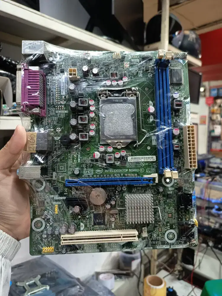 Mobo intel h 61 + prosesor i3 2100