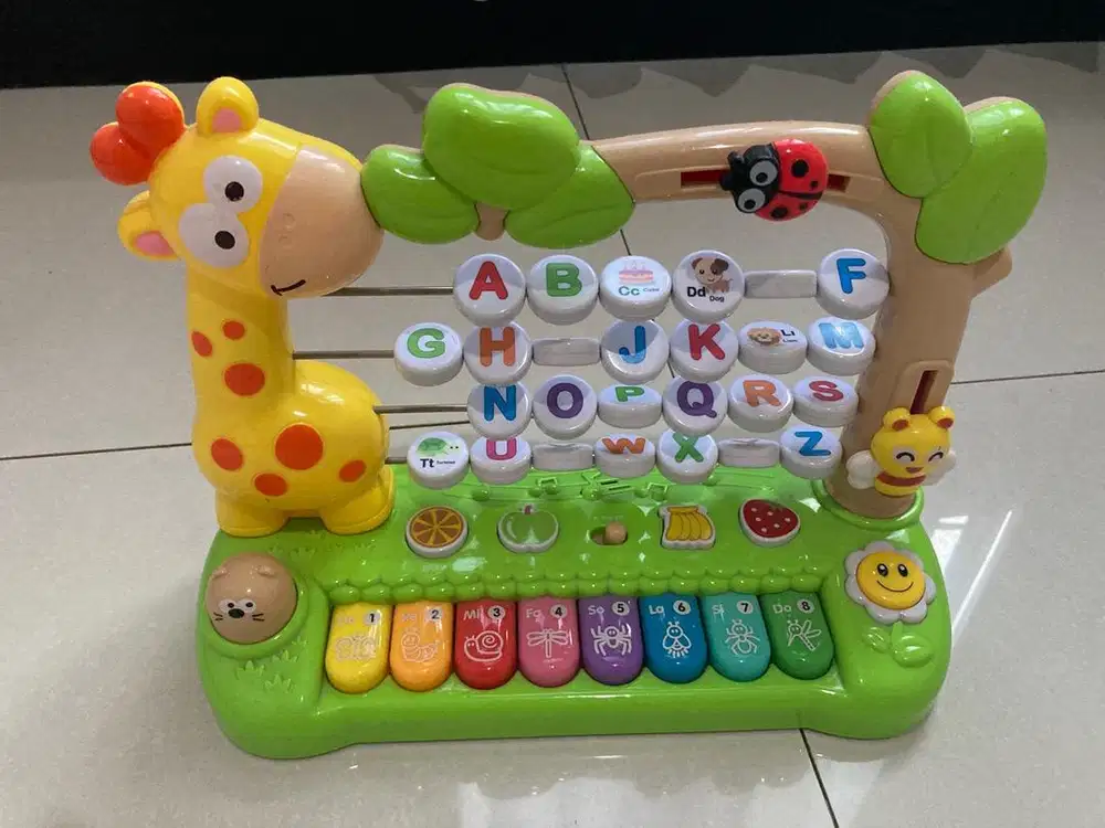 Mainan abcd dan piano suara binatang