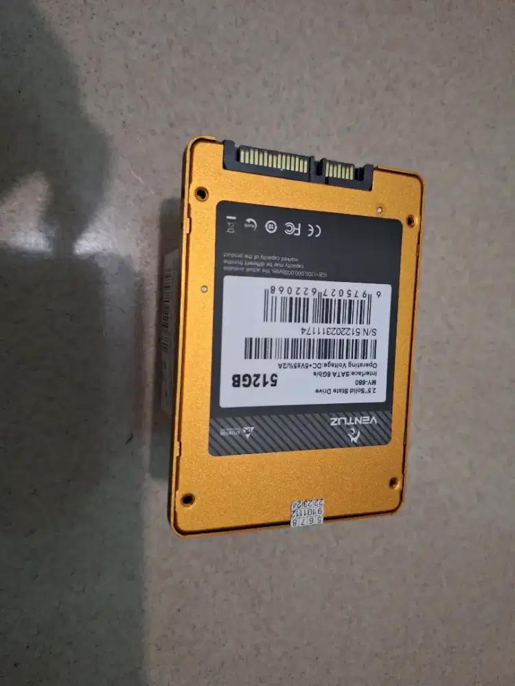 Bismillah di jual ssd sata 512gb gaming kondisi ok sentinel 100%/100%