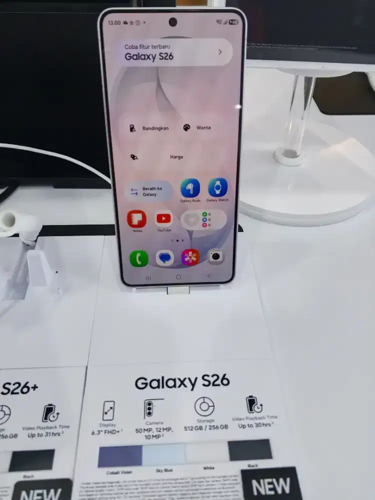 Dijual Samsung Galaxy S26 kondisi baru.