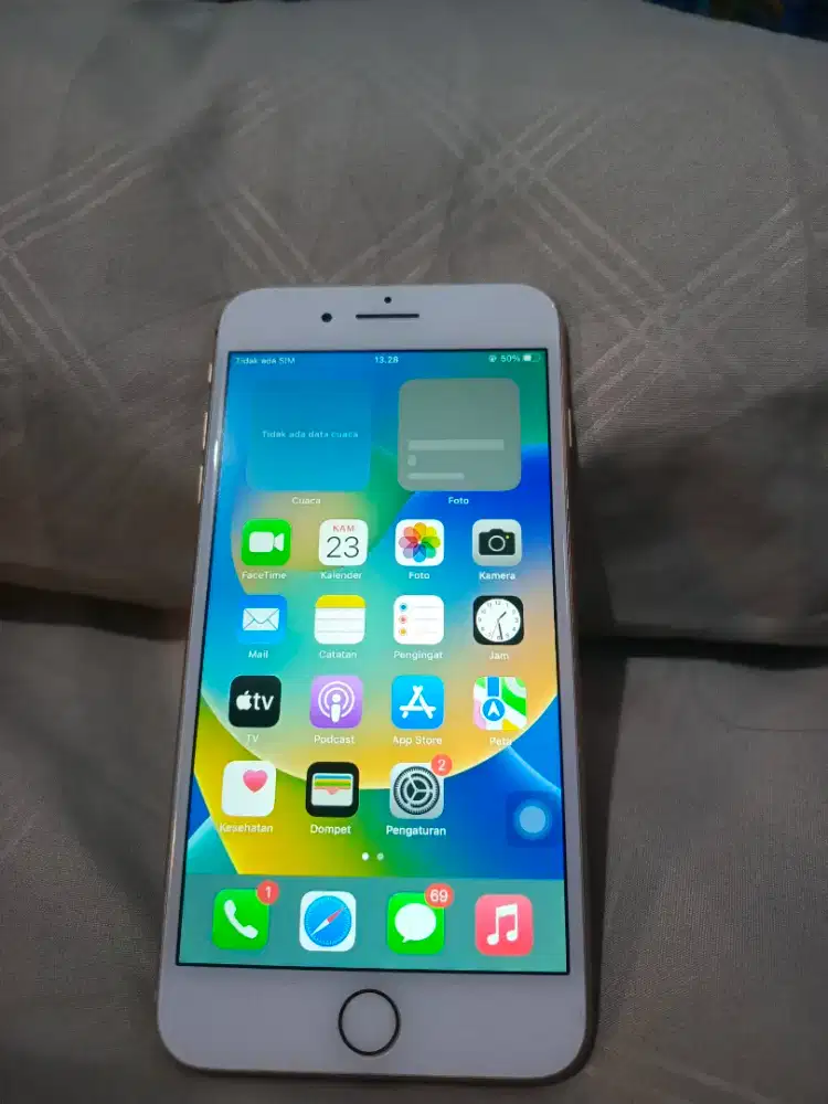 Jual I-Phone 7 plus warna gold