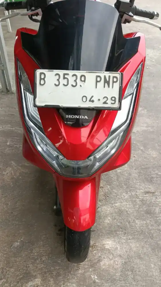 Honda pcx 160 2024 tangan pertama gress