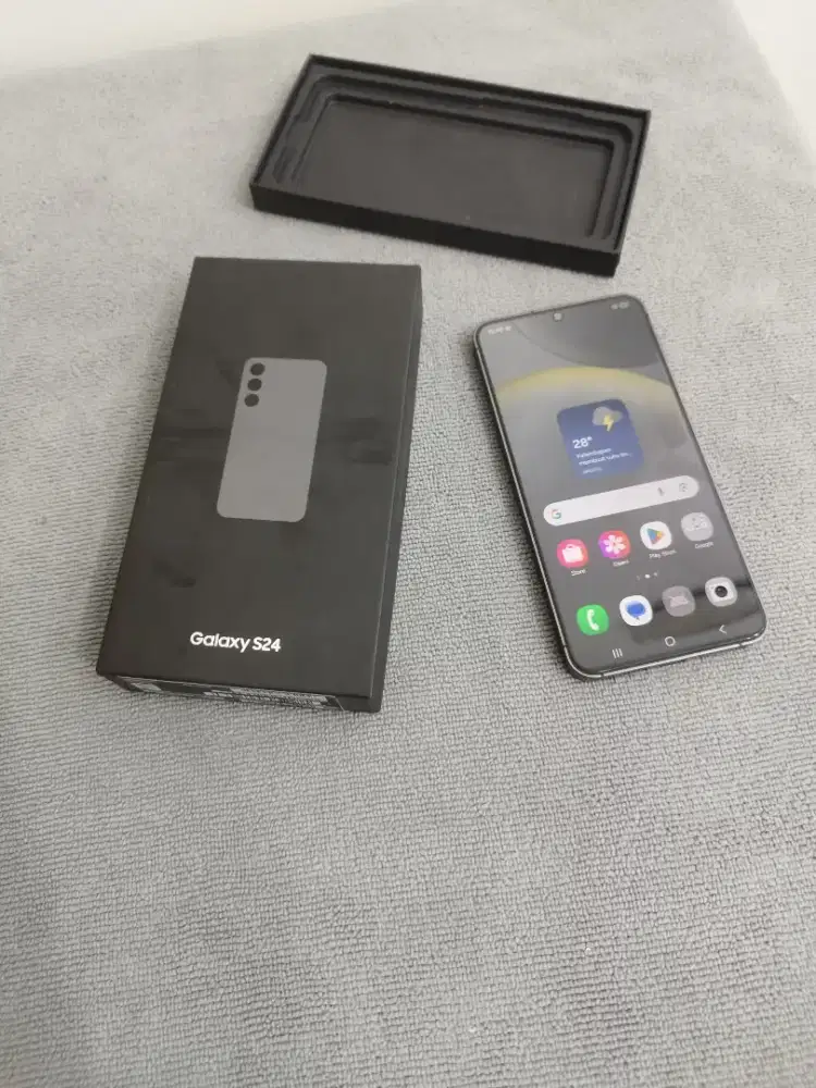 Samsung S24 basic 8/512gb