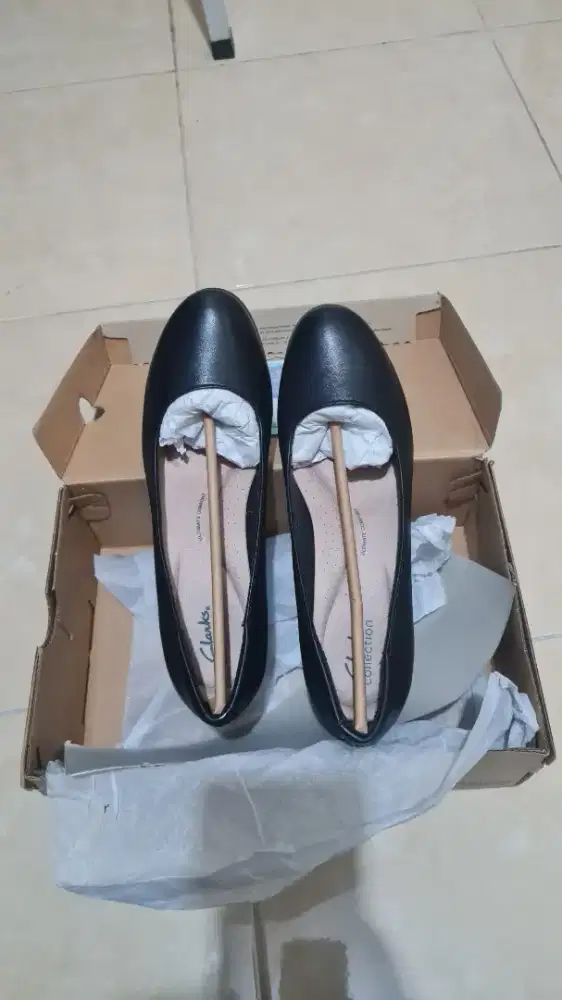 Sepatu Kerja Heels Clarks Original
