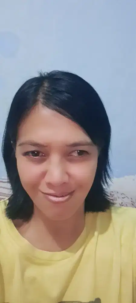 Saya sedang mencari pekerjaan resto