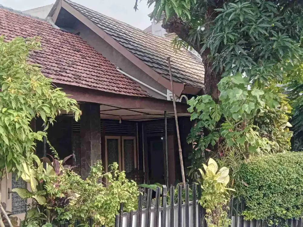 Dijual rumah tinggal kebayoran baru