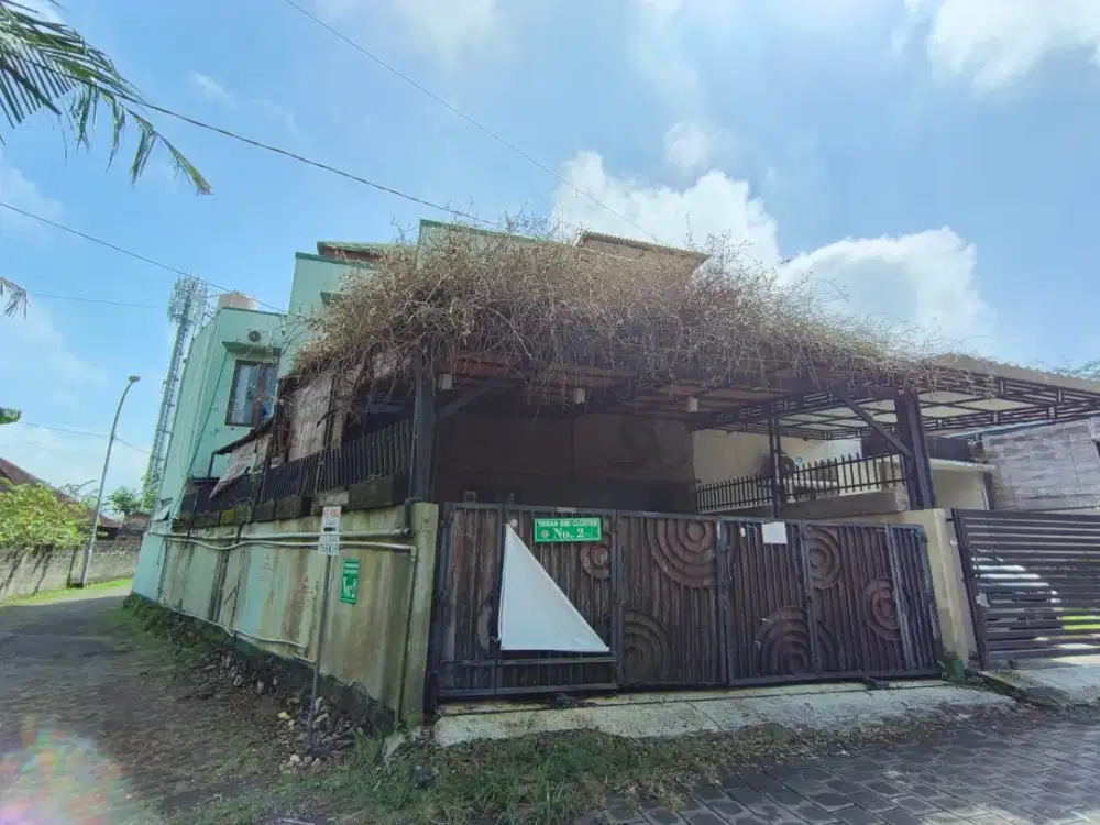 DIJUAL RUMAH LUAS 208 M2 DI BENOA, BADUNG