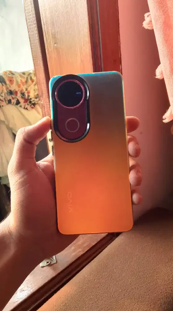 Jual HP Vivo V50 Ungu 12/256gb