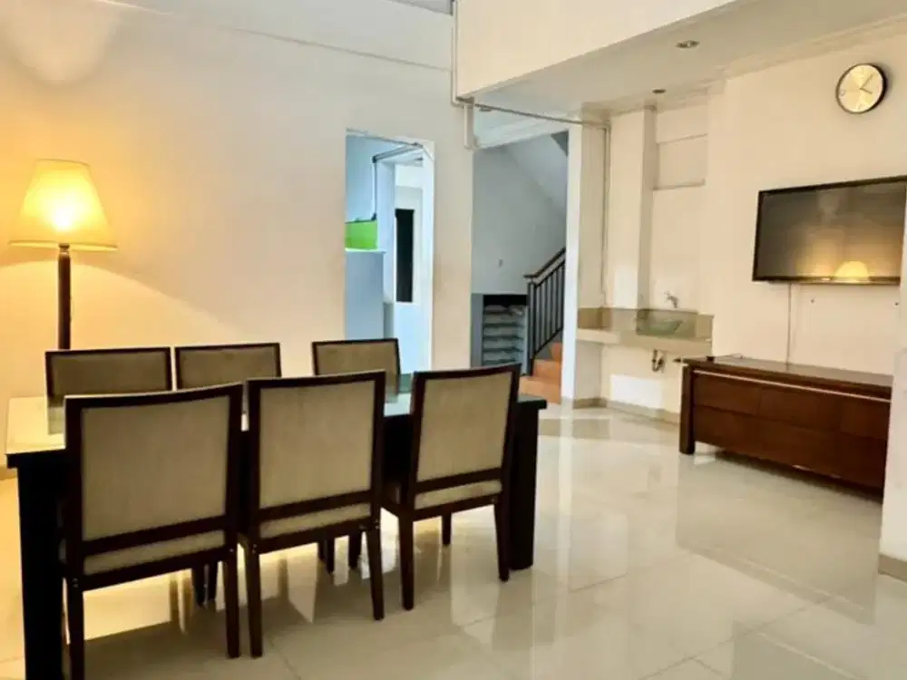 Rumah Villa Kelapa Dua 3 Lantai Uk 8x18 Jakarta Barat