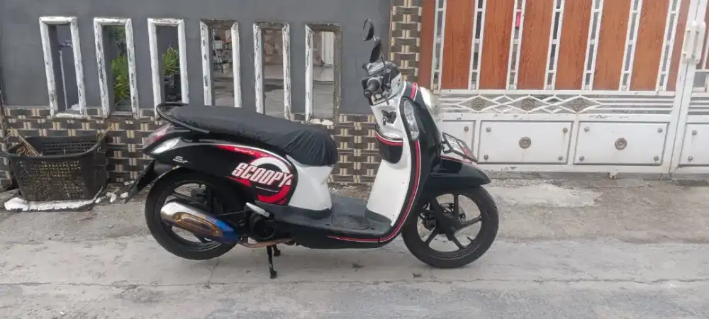 Honda Scoopy F1 tahun 2016 di Tangerang, cadas