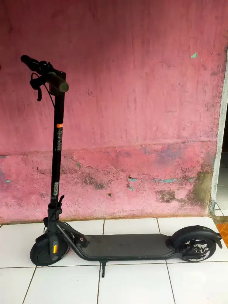 Scooter listrik