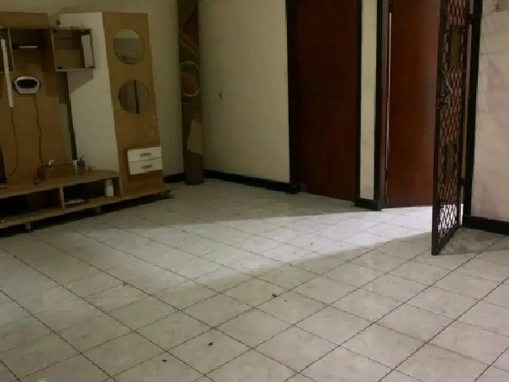 Rumah 3 Kamar, Di Sayap Soekarno Hatta, Mengger Girang, Regol Ref.05378