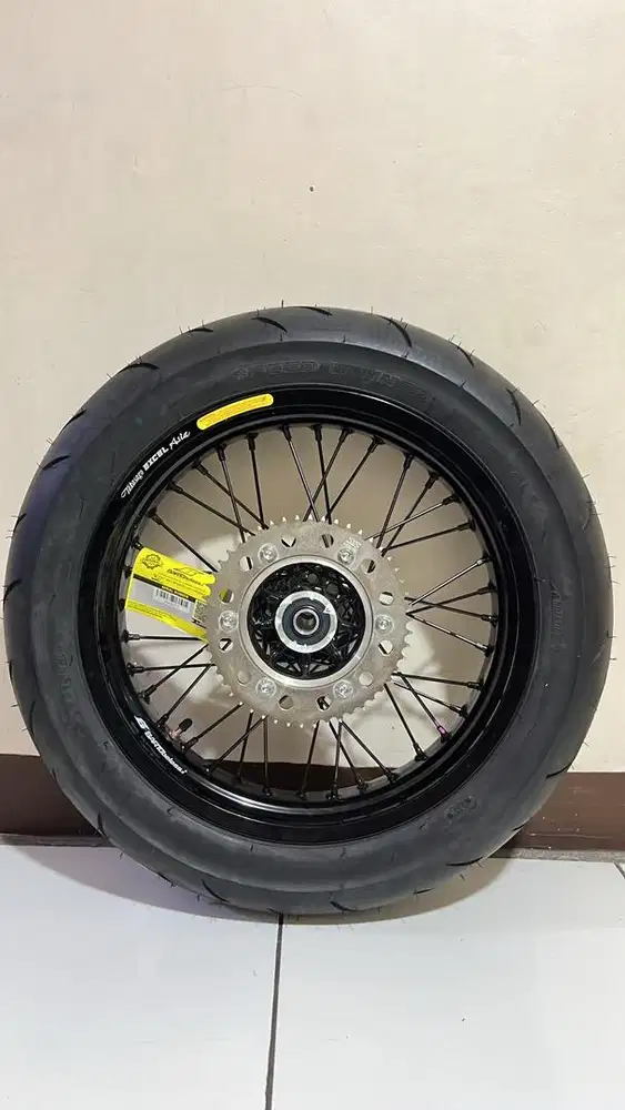 Wheelset Velg Takasago Excel Asia + Ban IRC (WR155R - Supermoto)