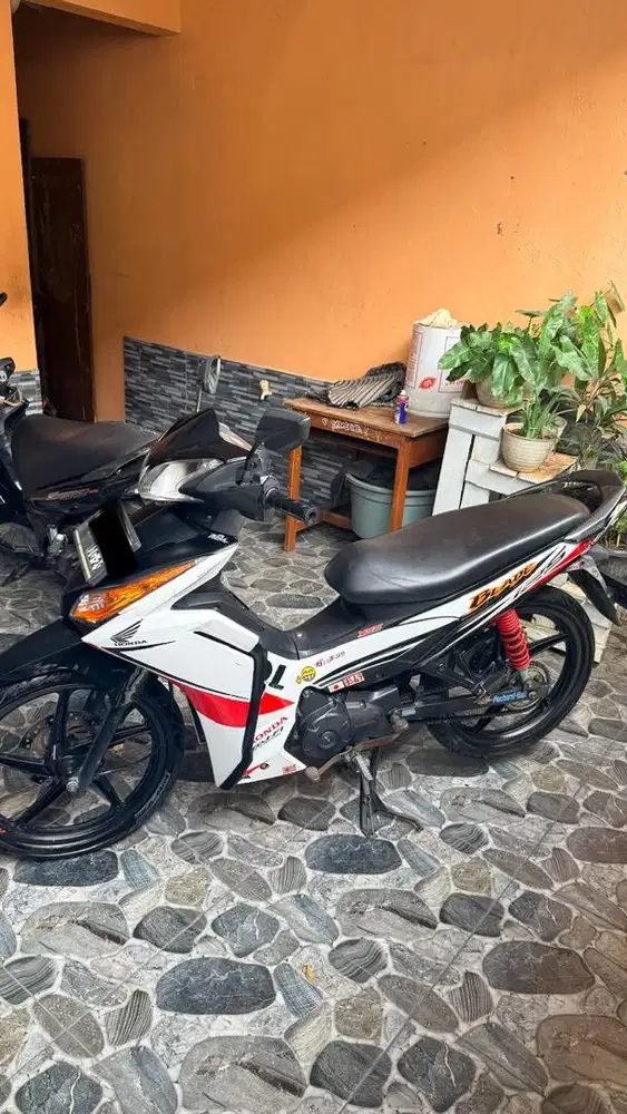 Honda Blade 125 Repsol Edition 2014