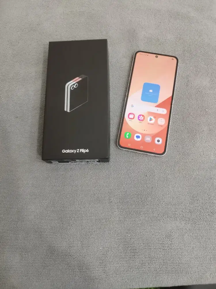 Samsung Z flip 6 256gb
