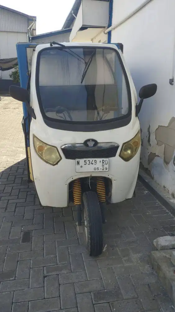 Motor Roda 3 Merek Kaisar