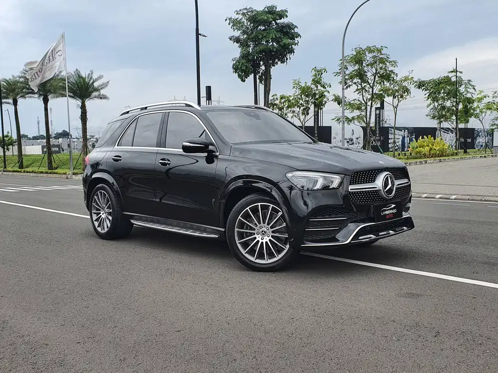 MERCEDES BENZ GLE450 AMG CBU 2020 LOW ODO HITAM 2019 3 ROW !!