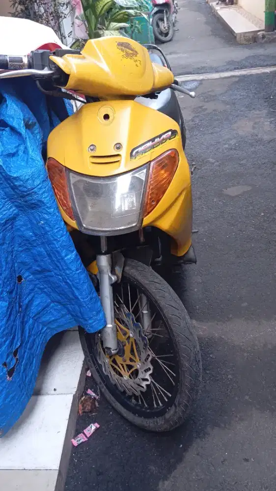 Dijual nouvo sold 2002