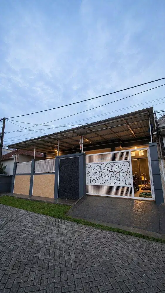 RUMAH BARU RENOVASI DEKAT JALAN UTAMA RAYA SATELIT