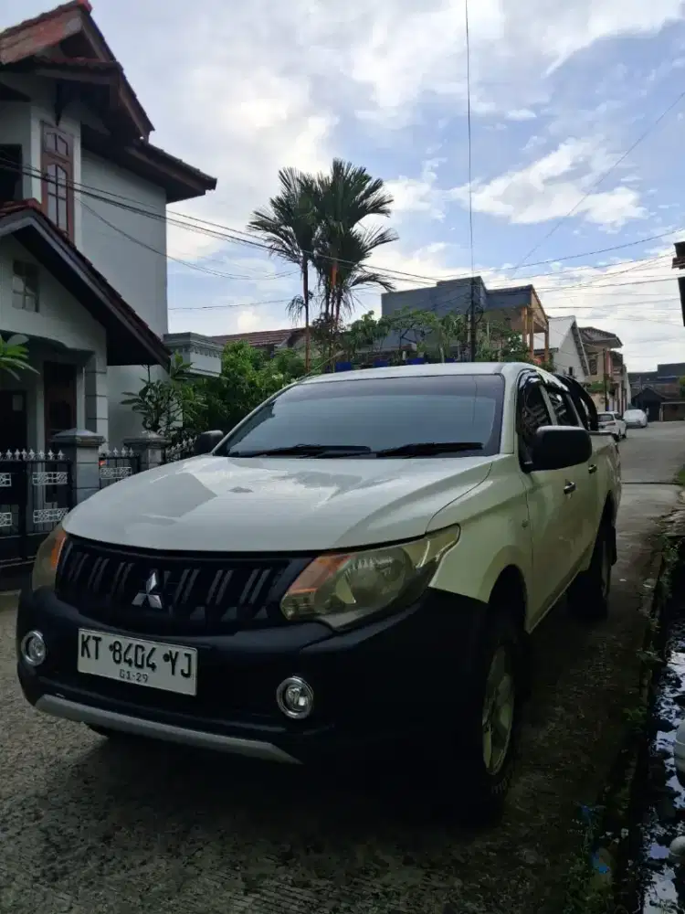 Double cabin triton hdx 4x4 th 2018