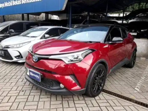 KM LOW PAJAK HIDUP TOYOTA CHR 1.8 HYBRID-AT