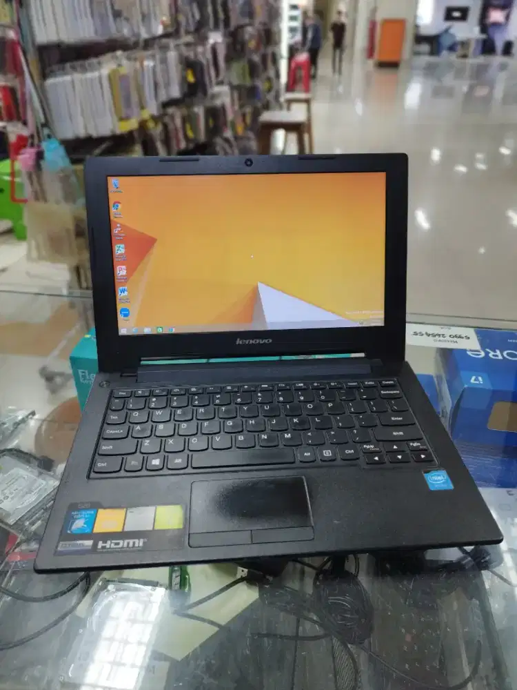 Laptop Lenovo murah Intel 2 core