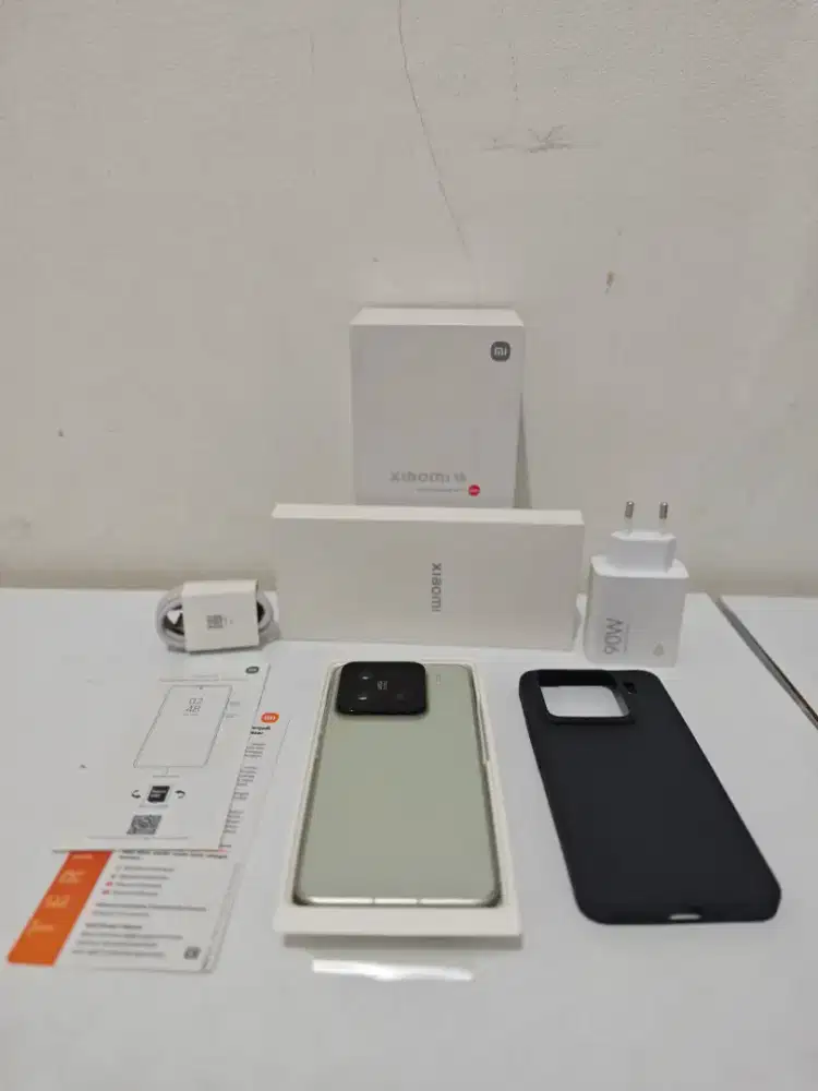 Xiaomi 15 5G 12Gb ram 256Gb green fullset resmi